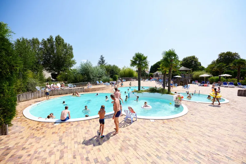 Photo du Camping Val de Loire les Bois du Bardelet, fournie par Glampings