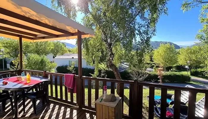 Photo du Camping les Calquières, fournie par JetCamp