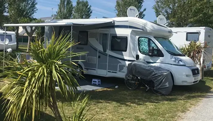 Photo du Camping le Mon Calme, fournie par JetCamp