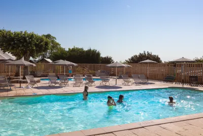 Camping Huttopia Meursault