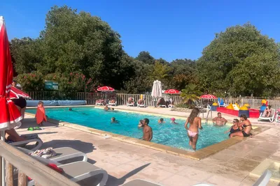 Camping les Chênes