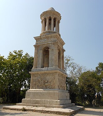 Photo : Le vignoble des Alpilles, rêve antique (Circuit 2 / Centre)