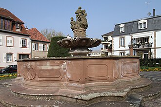 Photo : La fontaines aux abeilles