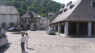 Photo : La Halle de Campan