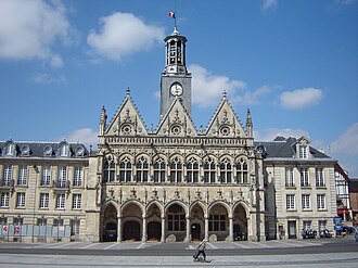 Photo : L'Hôtel de Ville de Saint-Quentin