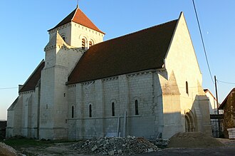 Photo : Église Saint-Pierre de Savigny-sous-Faye