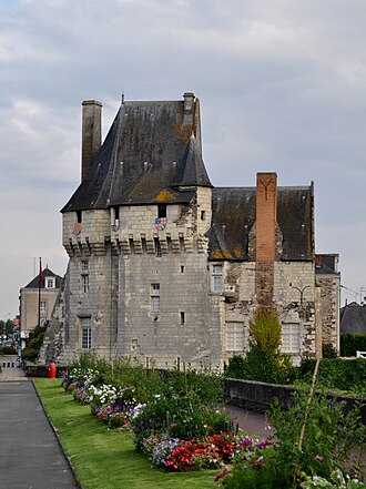 Photo : Château Musée des Coiffes et des Traditions