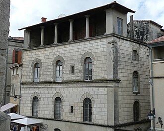 Photo : Palais de Luppé