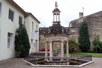 Photo : Puits Henri IV